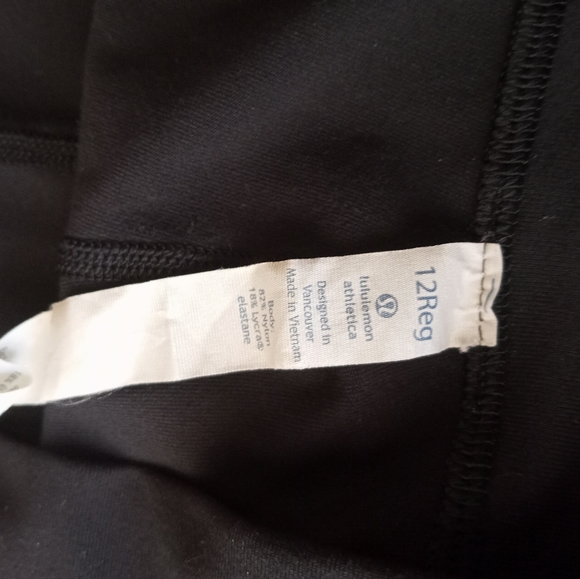 Lululemon - Picture 4 of 8